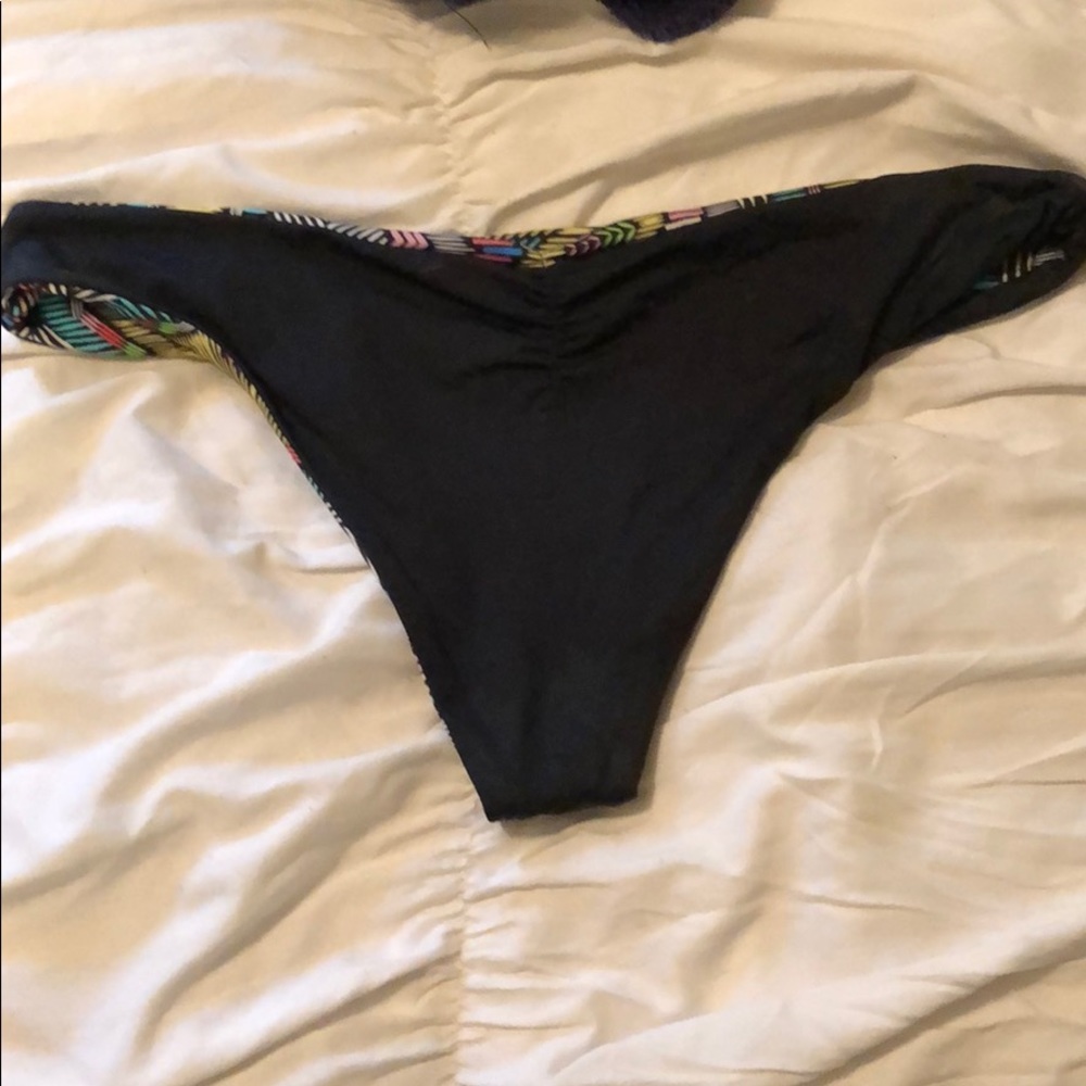 L*Space Black And Patterned Reversible Bottoms - image 2